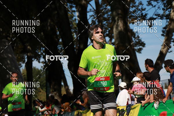 Buy your photos of the eventMeia Maratona Do 2017 on Fotop