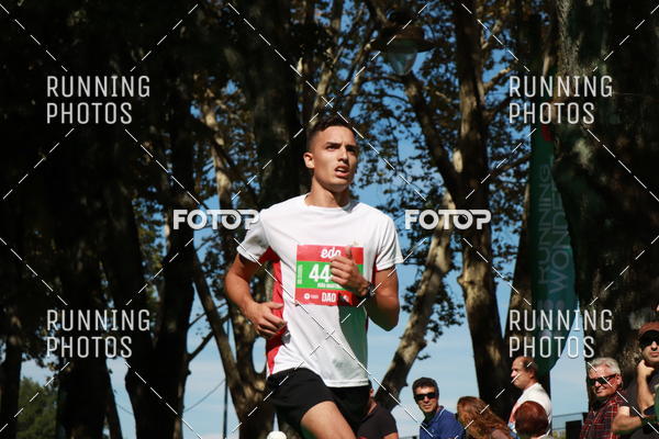 Buy your photos of the eventMeia Maratona Do 2017 on Fotop
