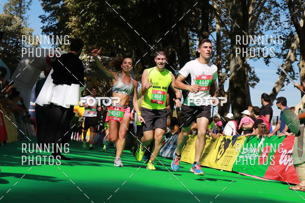 Buy your photos of the eventMeia Maratona Do 2017 on Fotop