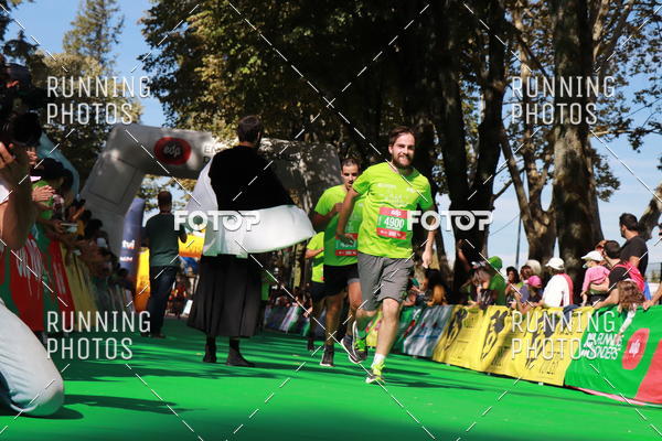 Buy your photos of the eventMeia Maratona Do 2017 on Fotop