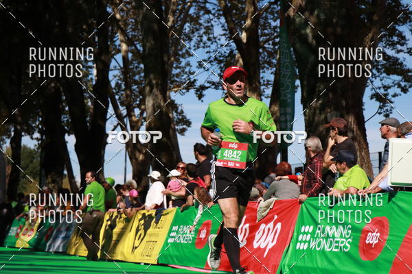 Buy your photos of the eventMeia Maratona Do 2017 on Fotop