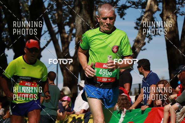 Buy your photos of the eventMeia Maratona Do 2017 on Fotop