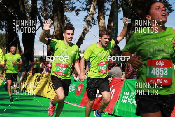 Buy your photos of the eventMeia Maratona Do 2017 on Fotop