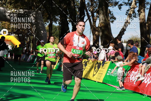 Buy your photos of the eventMeia Maratona Do 2017 on Fotop