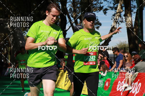 Buy your photos of the eventMeia Maratona Do 2017 on Fotop