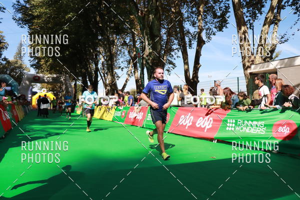 Buy your photos of the eventMeia Maratona Do 2017 on Fotop