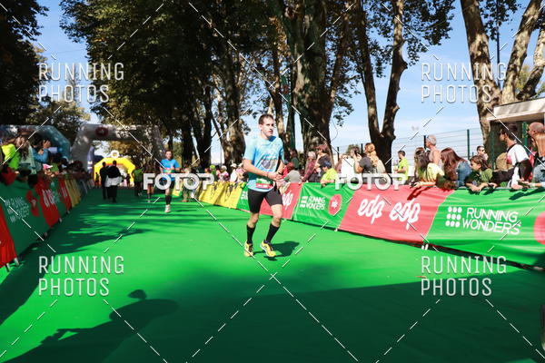 Buy your photos of the eventMeia Maratona Do 2017 on Fotop