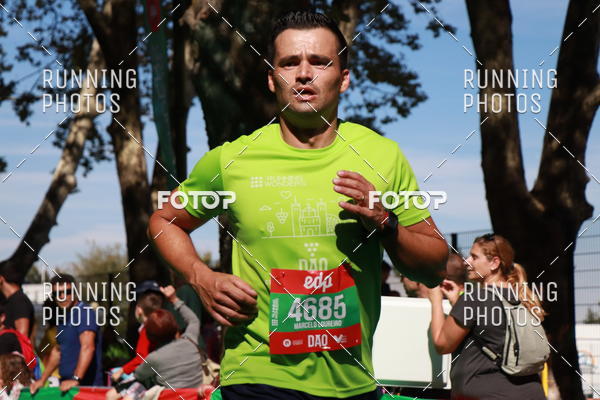 Buy your photos of the eventMeia Maratona Do 2017 on Fotop