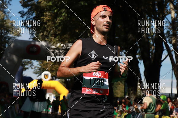 Buy your photos of the eventMeia Maratona Do 2017 on Fotop