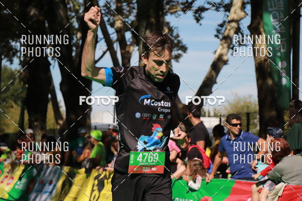 Buy your photos of the eventMeia Maratona Do 2017 on Fotop