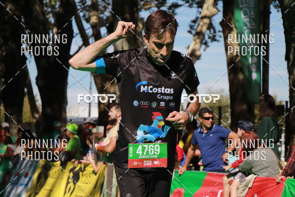 Buy your photos of the eventMeia Maratona Do 2017 on Fotop