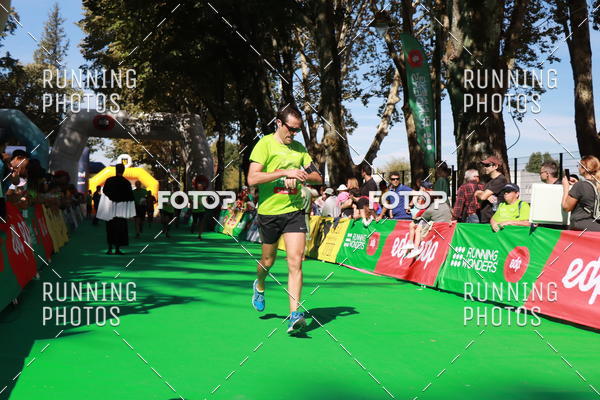 Buy your photos of the eventMeia Maratona Do 2017 on Fotop