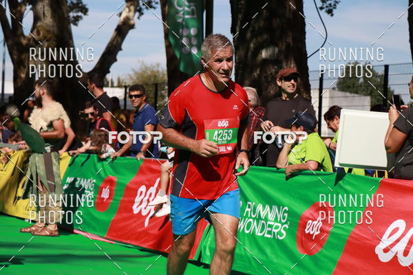 Buy your photos of the eventMeia Maratona Do 2017 on Fotop