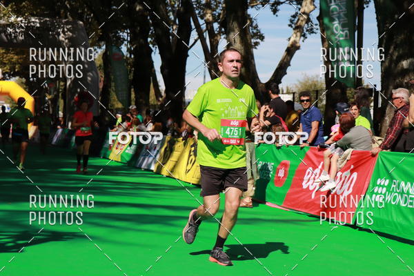 Buy your photos of the eventMeia Maratona Do 2017 on Fotop