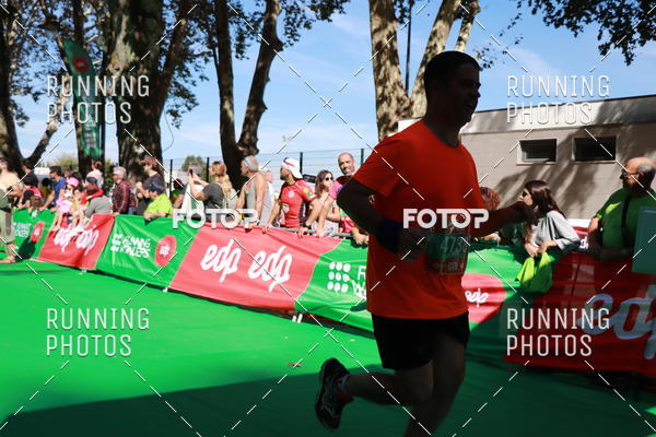 Buy your photos of the eventMeia Maratona Do 2017 on Fotop