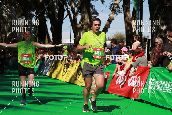 Buy your photos of the eventMeia Maratona Do 2017 on Fotop