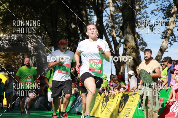 Buy your photos of the eventMeia Maratona Do 2017 on Fotop
