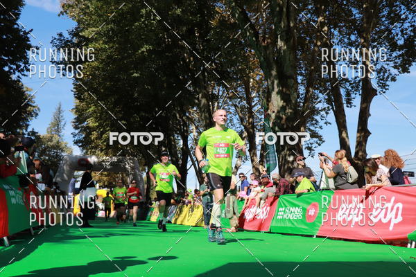 Buy your photos of the eventMeia Maratona Do 2017 on Fotop