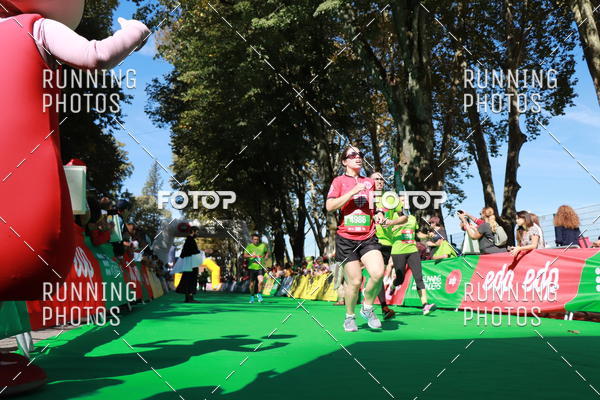 Buy your photos of the eventMeia Maratona Do 2017 on Fotop