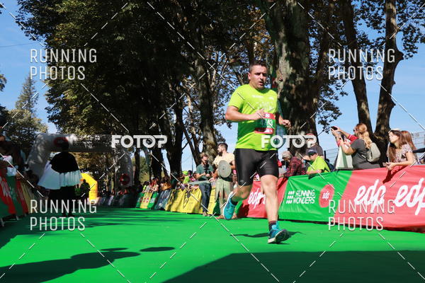 Buy your photos of the eventMeia Maratona Do 2017 on Fotop