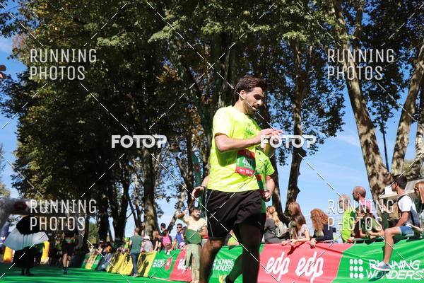 Buy your photos of the eventMeia Maratona Do 2017 on Fotop