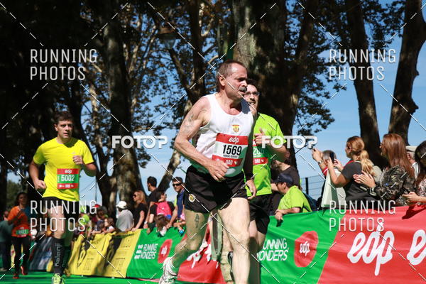 Buy your photos of the eventMeia Maratona Do 2017 on Fotop