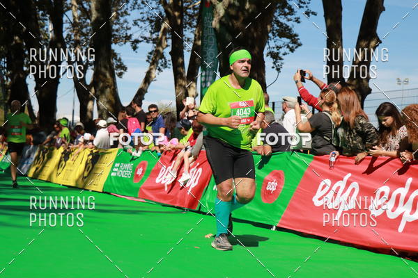 Buy your photos of the eventMeia Maratona Do 2017 on Fotop