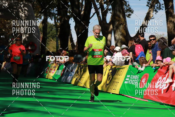 Buy your photos of the eventMeia Maratona Do 2017 on Fotop