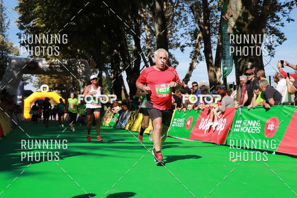 Buy your photos of the eventMeia Maratona Do 2017 on Fotop