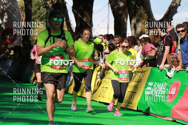 Buy your photos of the eventMeia Maratona Do 2017 on Fotop