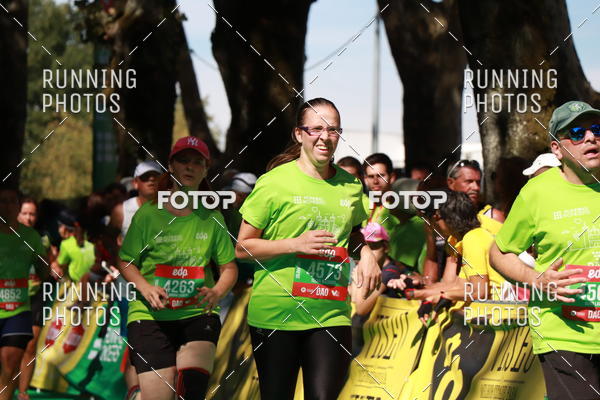 Buy your photos of the eventMeia Maratona Do 2017 on Fotop