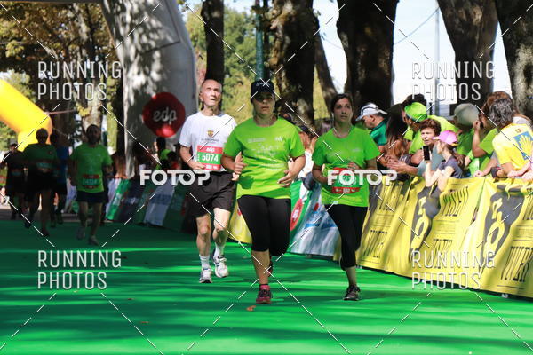 Buy your photos of the eventMeia Maratona Do 2017 on Fotop