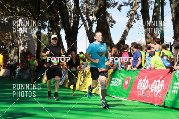 Buy your photos of the eventMeia Maratona Do 2017 on Fotop