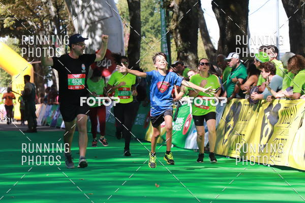 Buy your photos of the eventMeia Maratona Do 2017 on Fotop