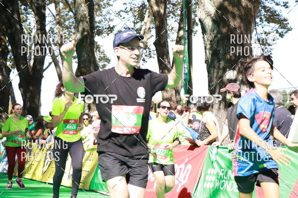 Buy your photos of the eventMeia Maratona Do 2017 on Fotop