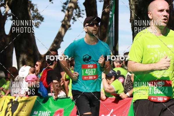 Buy your photos of the eventMeia Maratona Do 2017 on Fotop