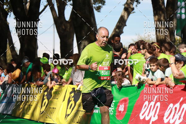 Buy your photos of the eventMeia Maratona Do 2017 on Fotop