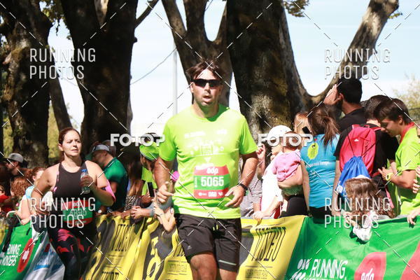 Buy your photos of the eventMeia Maratona Do 2017 on Fotop
