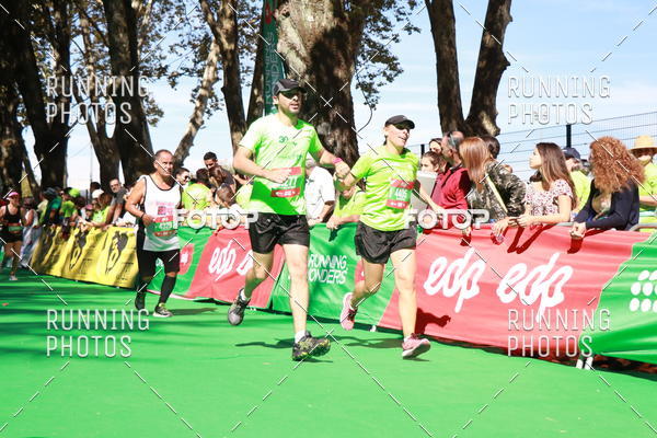 Buy your photos of the eventMeia Maratona Do 2017 on Fotop