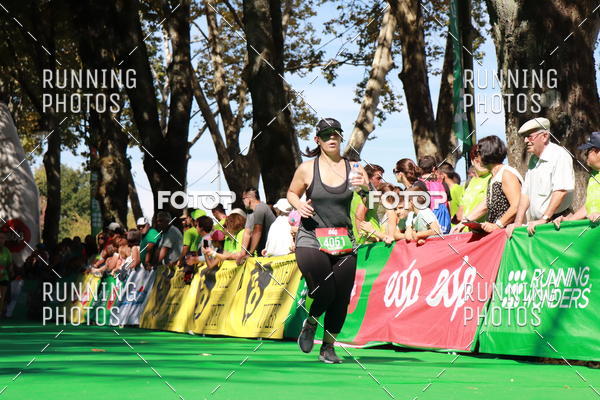 Buy your photos of the eventMeia Maratona Do 2017 on Fotop