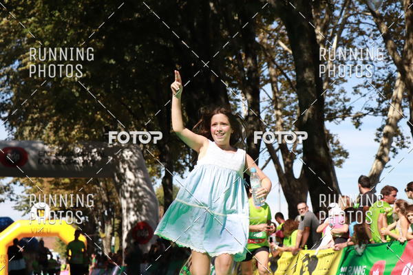 Buy your photos of the eventMeia Maratona Do 2017 on Fotop