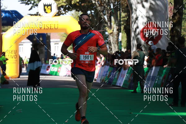 Buy your photos of the eventMeia Maratona Do 2017 on Fotop