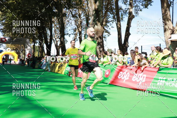 Buy your photos of the eventMeia Maratona Do 2017 on Fotop
