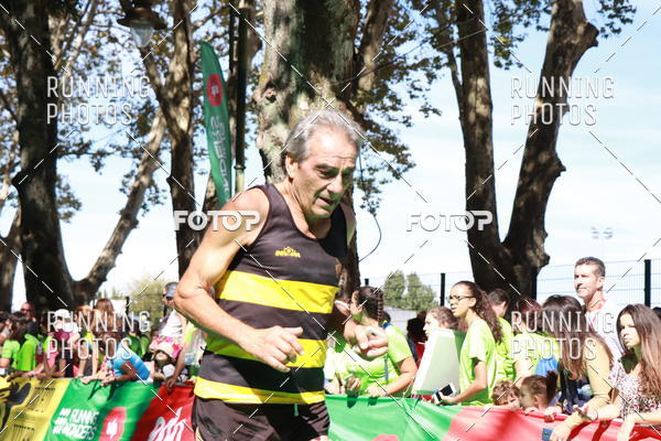 Buy your photos of the eventMeia Maratona Do 2017 on Fotop
