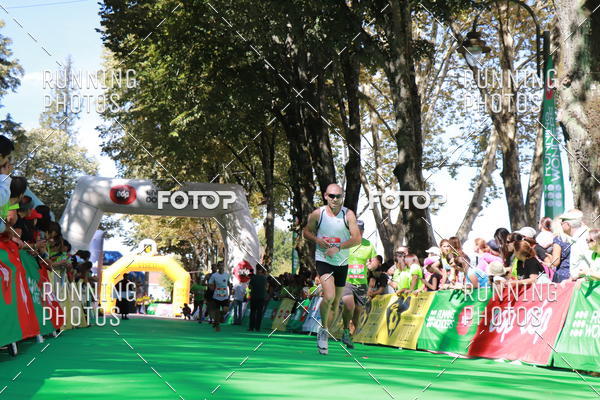 Buy your photos of the eventMeia Maratona Do 2017 on Fotop