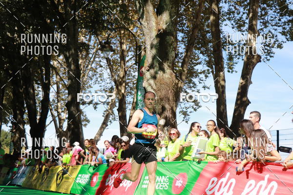 Buy your photos of the eventMeia Maratona Do 2017 on Fotop