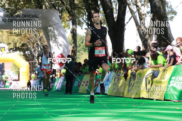 Buy your photos of the eventMeia Maratona Do 2017 on Fotop