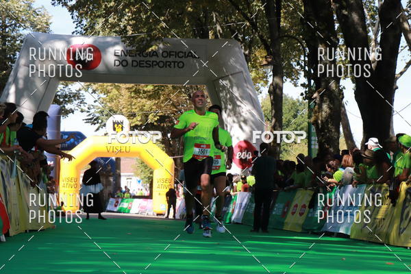 Buy your photos of the eventMeia Maratona Do 2017 on Fotop