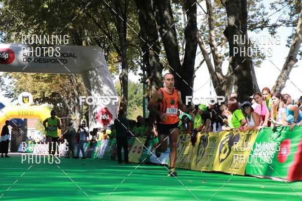 Buy your photos of the eventMeia Maratona Do 2017 on Fotop