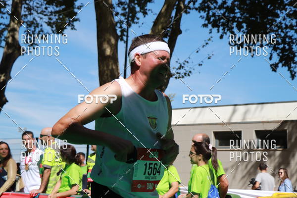 Buy your photos of the eventMeia Maratona Do 2017 on Fotop